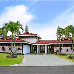 Luxury Home on Makai Golf Course in Princeville Kauai with private Pool/Spa